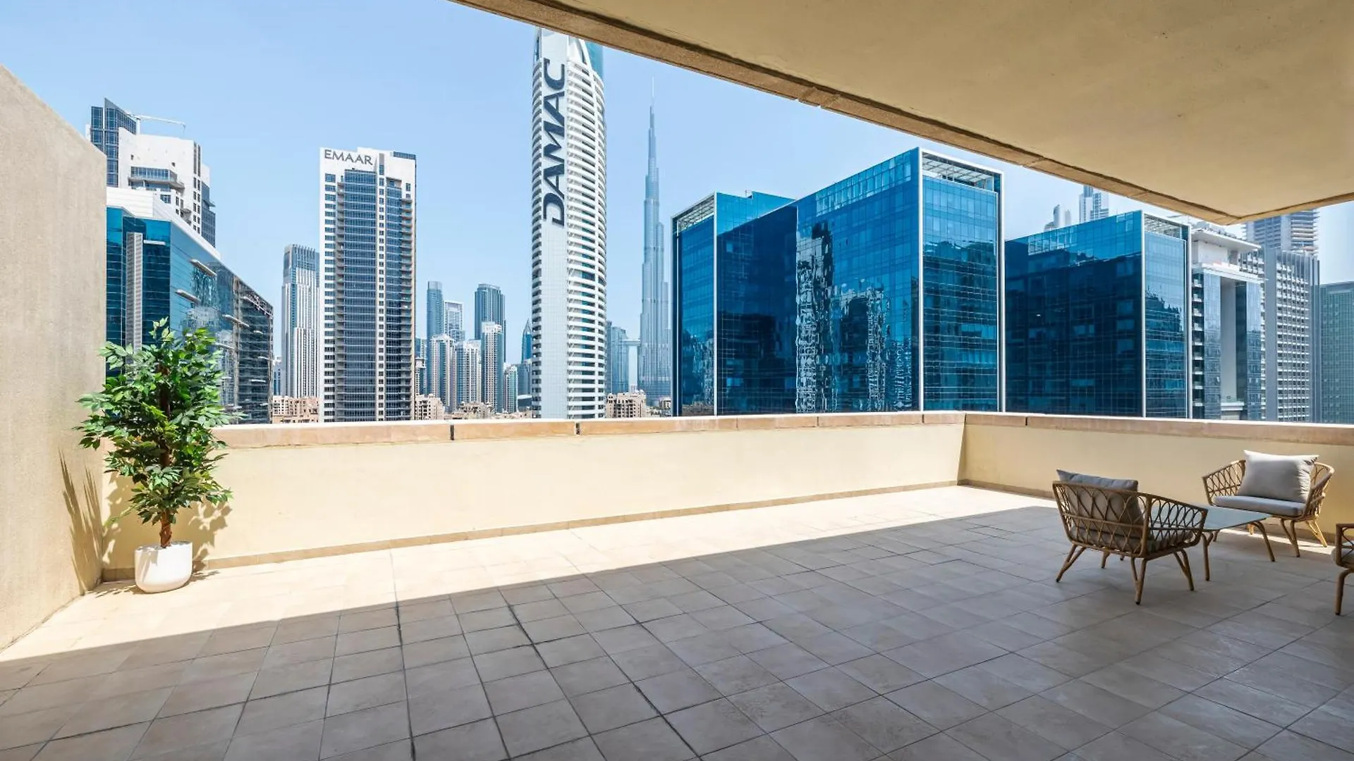 1Br With Burj Khalifa View Bay Square Business Bay Apartment Dubai United Arab Emirates